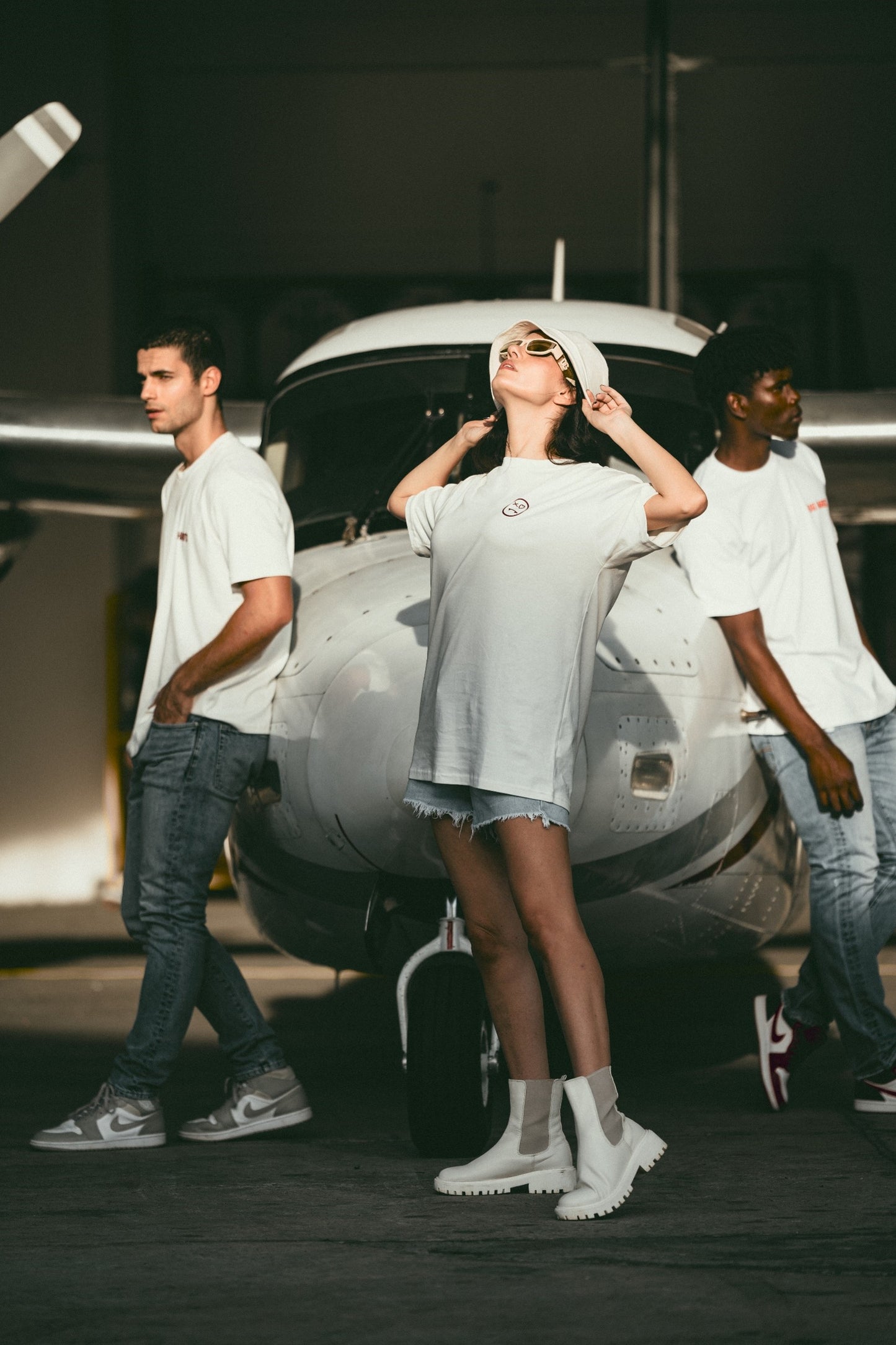 FLY AWAY OFFWHITE OVERSIZED T-SHIRT